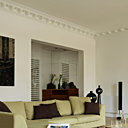 Mobilier de Poltrona Frau, coussins cachemire chocolat Zoeppritz, vases en céramique noir Les Héritiers, tapis Bubling Spring de Taï Ping, table basse Tarmac de Roche Bobois, gobelets et bouteille Tsé Tsé Sentou Galerie, plaid cachemire Zoeppritz