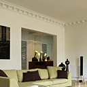 Mobilier de Poltrona Frau, coussins cachemire chocolat Zoeppritz, vases en céramique noir Les Héritiers, tapis Bubling Spring de Taï Ping, table basse Tarmac de Roche Bobois, gobelets et bouteille Tsé Tsé Sentou Galerie, plaid cachemire Zoeppritz