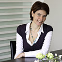 L’architecte d’intérieur Cathrin Trebeljahr a étudié à l’école polytechnique fédérale de Zürich en Suisse et à la Graduate School of Design de Harvard USA et s’intéresse particulièrement aux problèmes énergétiques