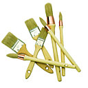 7 pinceaux professionnels : 
3 brosses plates (30/40/50 mm), 
3 brosses à rechampir (13/15/18 mm) ;
1 brosse pouce (29 mm).