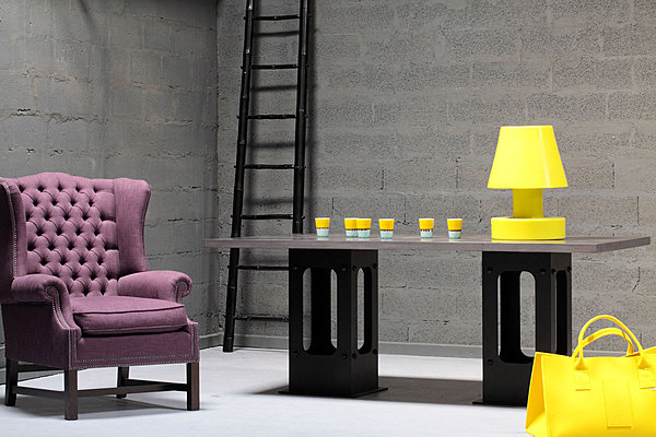 Table Cèdre Rouge béton et métal