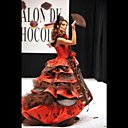 Marie Fugain porte la robe de La Maison du Chocolat en 2009