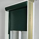 Pensez à fermer vos volets pendant la journée, à tirer les stores... 
(Fenêtre ThermiK avec volet roulant)