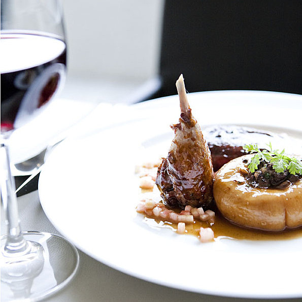 Caneton mi-sauvage, le suprême rôti et la cuisse confite, pêche plate