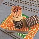 Boîte à crayons et cahiers