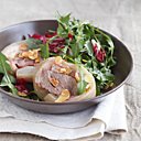Salade de tête de veau et pissenlits aux amandes