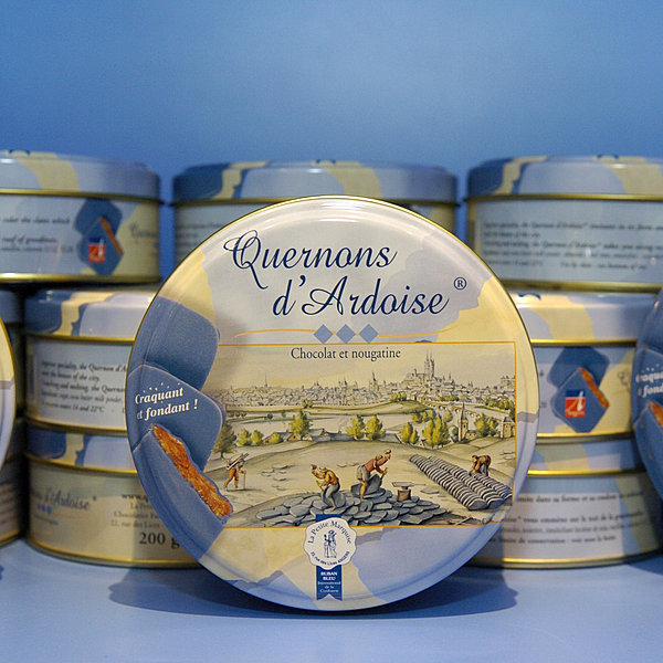 Une confiserie inspirée du quernage de l'ardoise en Anjou