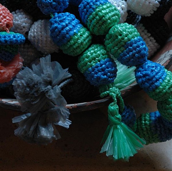 Détail des perles crochetées