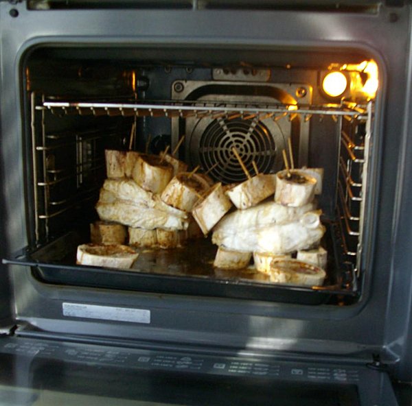 Le turbo en pleine cuisson dans le beau four Electrolux!