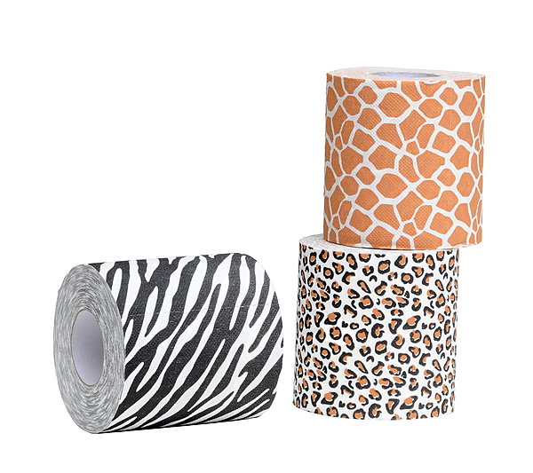 Impression safari pour ce lot de trois rouleaux de papier toilette. Point WC.