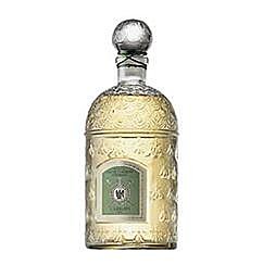 Dès 1853, la mythique Eau Impériale célèbre l'abeille