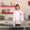 Des lasagne faites avec des champignons frais et du jambon de Parme, garnies de béchamel puis gratinées au four.