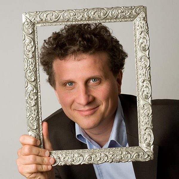 Plein cadre sur Pierre Trémolières