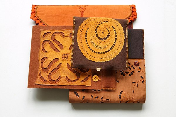 4 pochettes teintes
