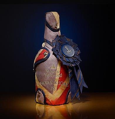 L'excentrique Vivienne Westwood habille Chivas