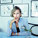 Andrée Putman dans son bureau