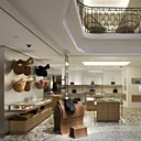 Hermès rappelle avec modernité son premier métier: sellier