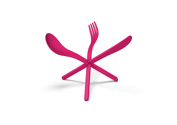 Plus que des couverts, un décor de table qui se transforme en un couteau, une fourchette et une cuillère. En Ultramid. 8 coloris. 8,90 € le lot. Join. Konstantin Slawinski.