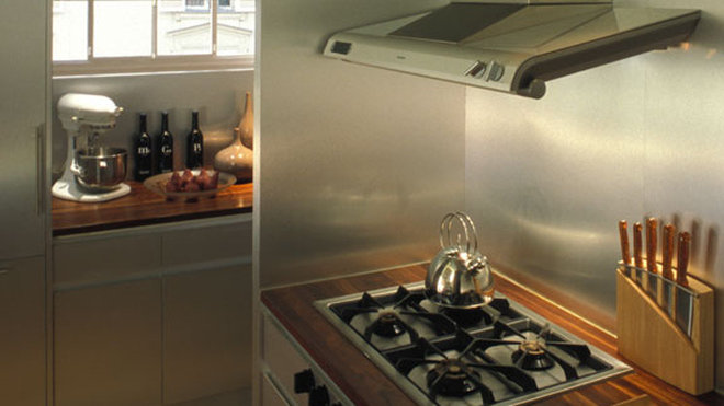 Tout était à repenser car les anciens bureaux n'avaient que le minimum sanitaire et pas de cuisine