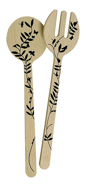 Ces couverts à salade fleuris sont fabriqués en bois de hêtre issu de forêts écogérées. 28 x 8 cm. Couverts à salade écodesign. 12,50 €. Cocobohème.