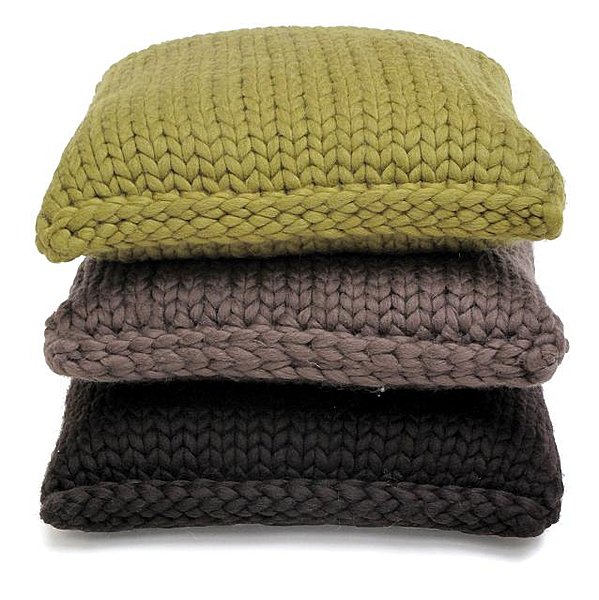 Déclinaison de coussins chez Home autour du monde