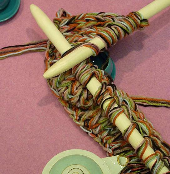 La maille, c’est tendance. En mode comme en déco !