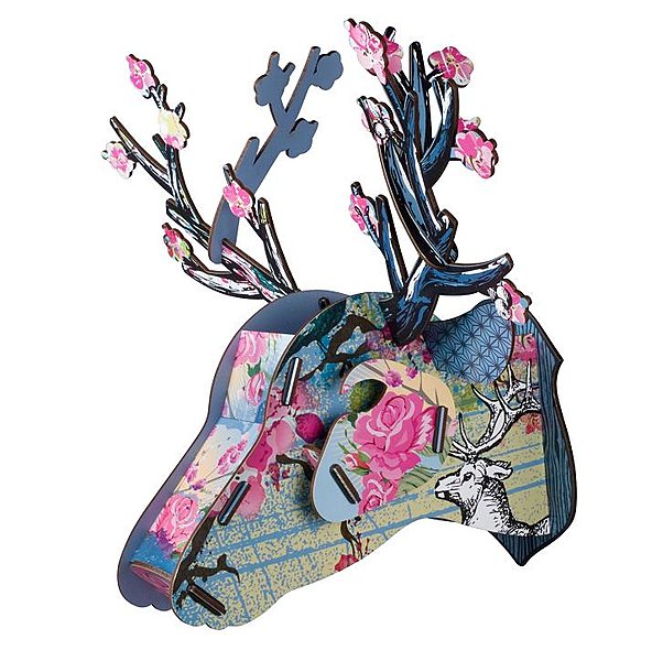 Ultra décoratif, le trophée en tête de Cerf