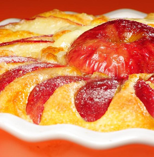 Grâce à sa bonne tenue à la cuisson, la pomme Antarès se prête parfaitement à la confection de desserts acidulés