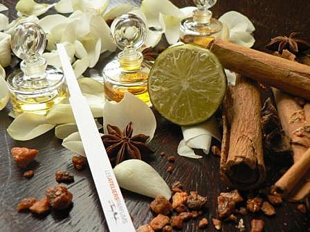 Senteurs florales et épicées à composer