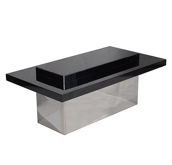 Table basse avec plateau à deux niveaux laqué noir brillant
