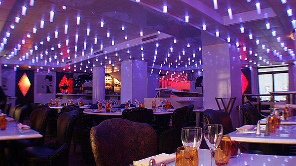 Bar à coktails,; lounge et resto: trois en un !