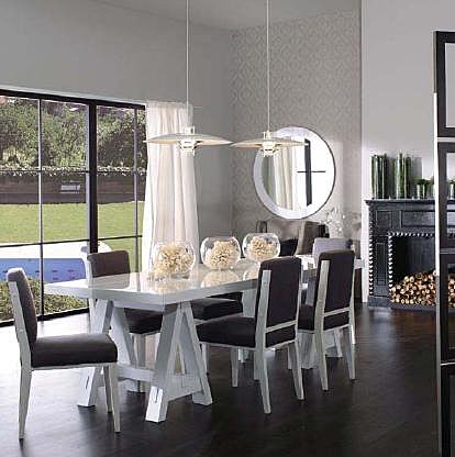 Une ligne complète de meubles de salle à manger