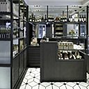 Pour les gourmets, l'épicerie fine propose des huiles, sels et autres chocolats aromatisées à la truffe