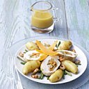 Saveurs terre et mer pour ce chapon entouré de Rattes du Touquet dans un bouillon de jolies crevettes grises