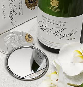 Le miroir de poche de Pol Roger permettra à Valentine de savoir si elle est toujours la plus belle