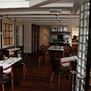 Au coeur de l'hôtel, le restaurant 228