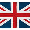 En pur coton et de grandes dimensions (147 x 89 cm), ce drapeau peut être utilisé comme décor mural, nappe ou paréo. 54 €. Drapeau Grande Bretagne. Design Selba. Seletti. Madeindesign.com