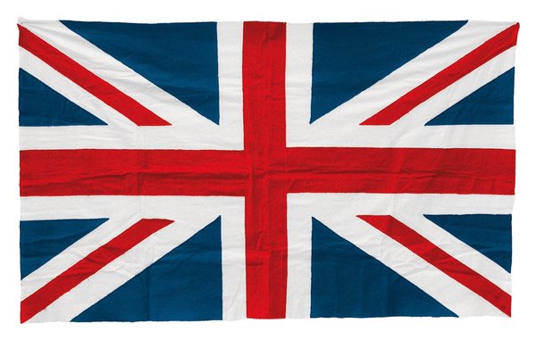 En pur coton et de grandes dimensions (147 x 89 cm), ce drapeau peut être utilisé comme décor mural, nappe ou paréo. 54 €. Drapeau Grande Bretagne. Design Selba. Seletti. Madeindesign.com