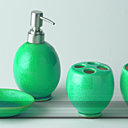 Bleu turquoise. Accessoires de salle de bains en céramique. Le gobelet, 4,90 €. Le distributeur à savoir, 12 € ; Le porte-savon, 4,90 €. Turquoise. Aliéna.