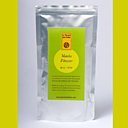 La poudre fine du thé vert matcha s'utilise telle quelle en pâtisserie