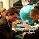 Cartes, dés, dominos... place au jeu !