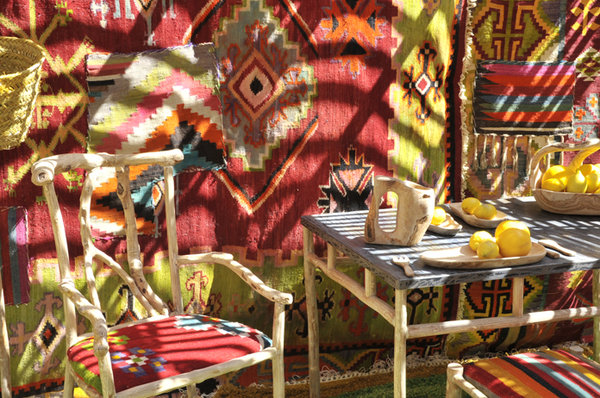 Artisanat tunisien élégant et coloré