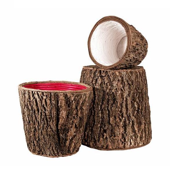 Ces boîtes décoratives Bark Set peuvent également servir de rangements sont constituées en bouleau pour un effet tronc d'arbre
