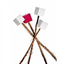 La Stick lamp offrira à votre intérieur une décoration contemporaine au caractère naturel !