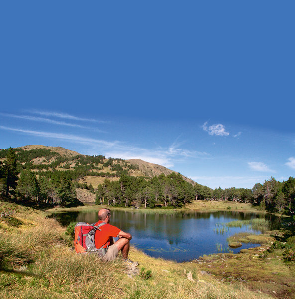 Ressourcement sain et profond lors de randonnées dans les Pyrénées