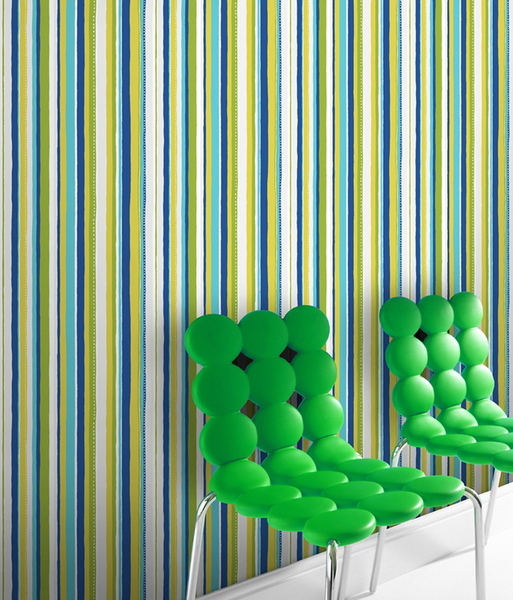 Papier peint traditionnel. Le rouleau de 10,05 x 0,53 m : 9,90 €. Réf. 5637. Graham & Brown.