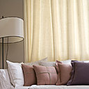 Le Tissu des Alpes habille les coussins pour un intérieur contemporain