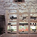 Modulopierre par EuroCave, système intelligent de rangement en pierre naturelle, sable fin et ardoises totalement taillés sur-mesure