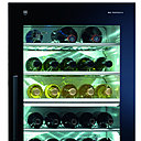 Totalement encastrable et très élégante, la cave à vin suisse de Vzug