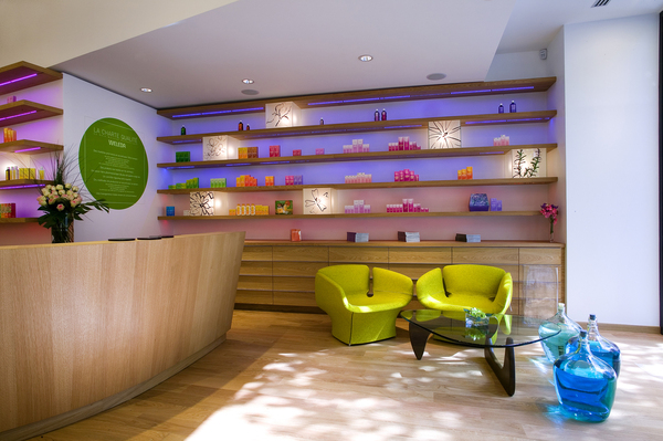 Cosmétiques bios et naturels pour les femmes respectueuses de leur corps et de l'environnement